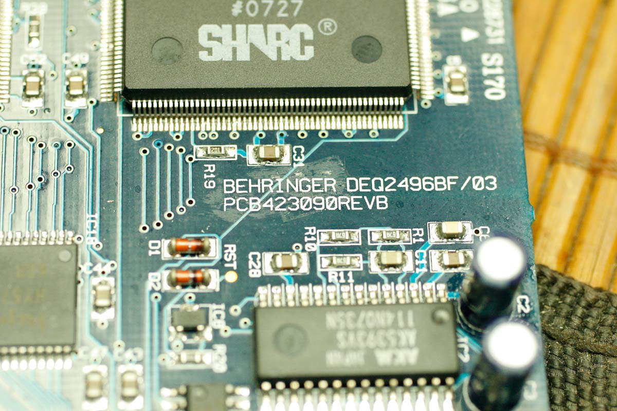 Behringer Ultracurve DEQ 2496 Behringer Ultracurve DEQ 2496