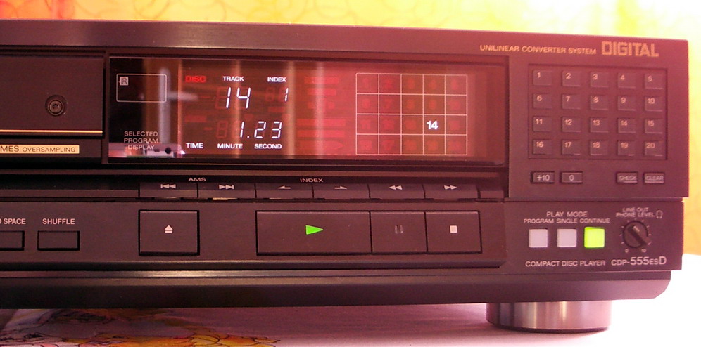 CDP-555ESD CDP-555ESD